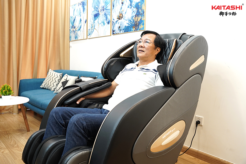 Ghế massage Kaitashi KS-650 Plus - Sự lựa chọn số 1 của NSND Trọng Trinh 