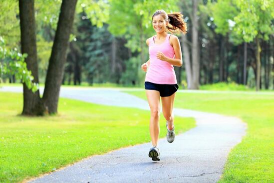 Chạy bộ buổi sáng giúp tim khoẻ mạnh hơn