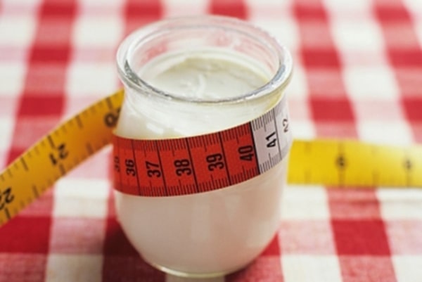 Lợi ích khi sử dụng sữa chua không đường giảm cân